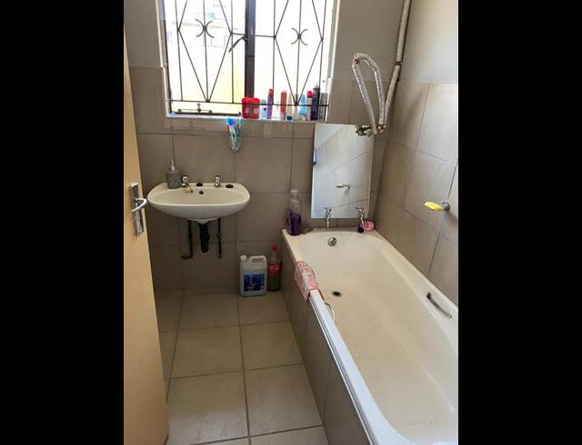 3 BEDROOM HOUSE FOR SALE IN RABIE RIDGE